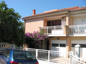  Morić Holidayhome close to Beach  Муртер